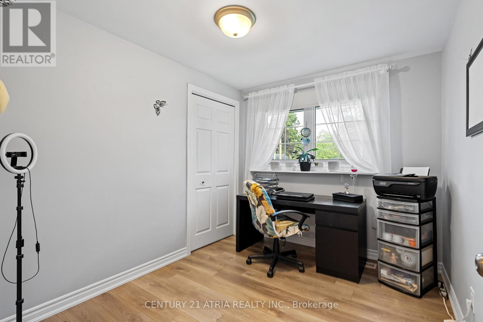 749 Ferndale Avenue, Fort Erie, Ontario  L2A 5E1 - Photo 17 - X12396440