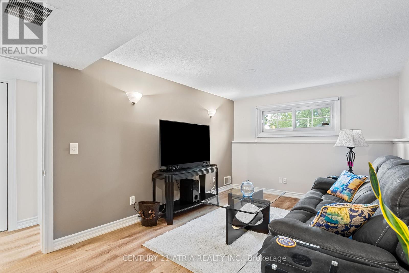 749 Ferndale Avenue, Fort Erie, Ontario  L2A 5E1 - Photo 24 - X12396440