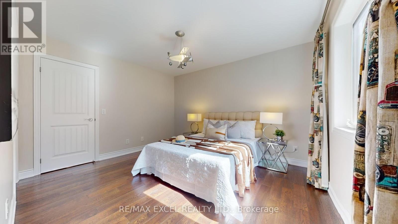 215 Coon's Road, Richmond Hill, Ontario  L4E 4R3 - Photo 32 - N12396094
