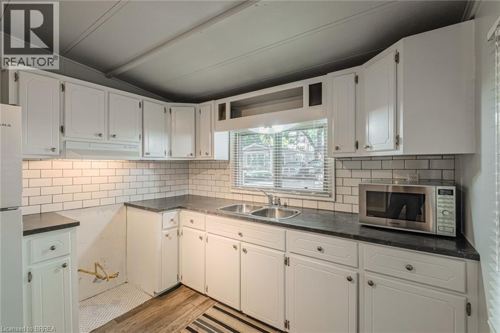 99 Fourth Concession Road Unit# 196, Burford, Ontario  N0E 1A0 - Photo 8 - 40766992