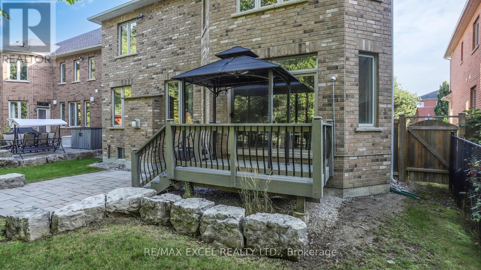 215 Coon's Road, Richmond Hill, Ontario  L4E 4R3 - Photo 49 - N12396094