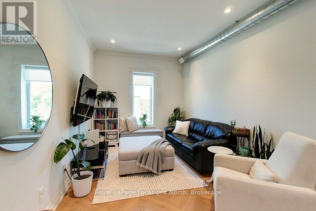 8 Sykes Street N, Meaford, Ontario  N4L 1V6 - Photo 26 - X12362812