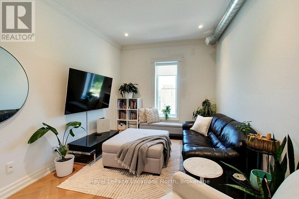 8 Sykes Street N, Meaford, Ontario  N4L 1V6 - Photo 15 - X12364532