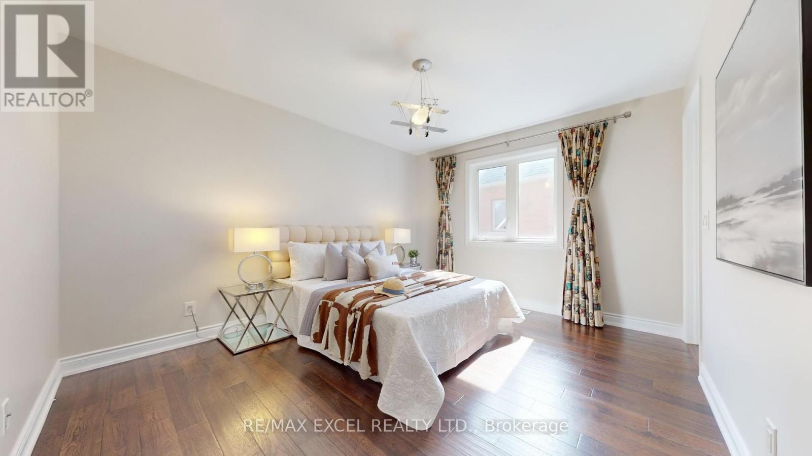 215 Coon's Road, Richmond Hill, Ontario  L4E 4R3 - Photo 30 - N12396094