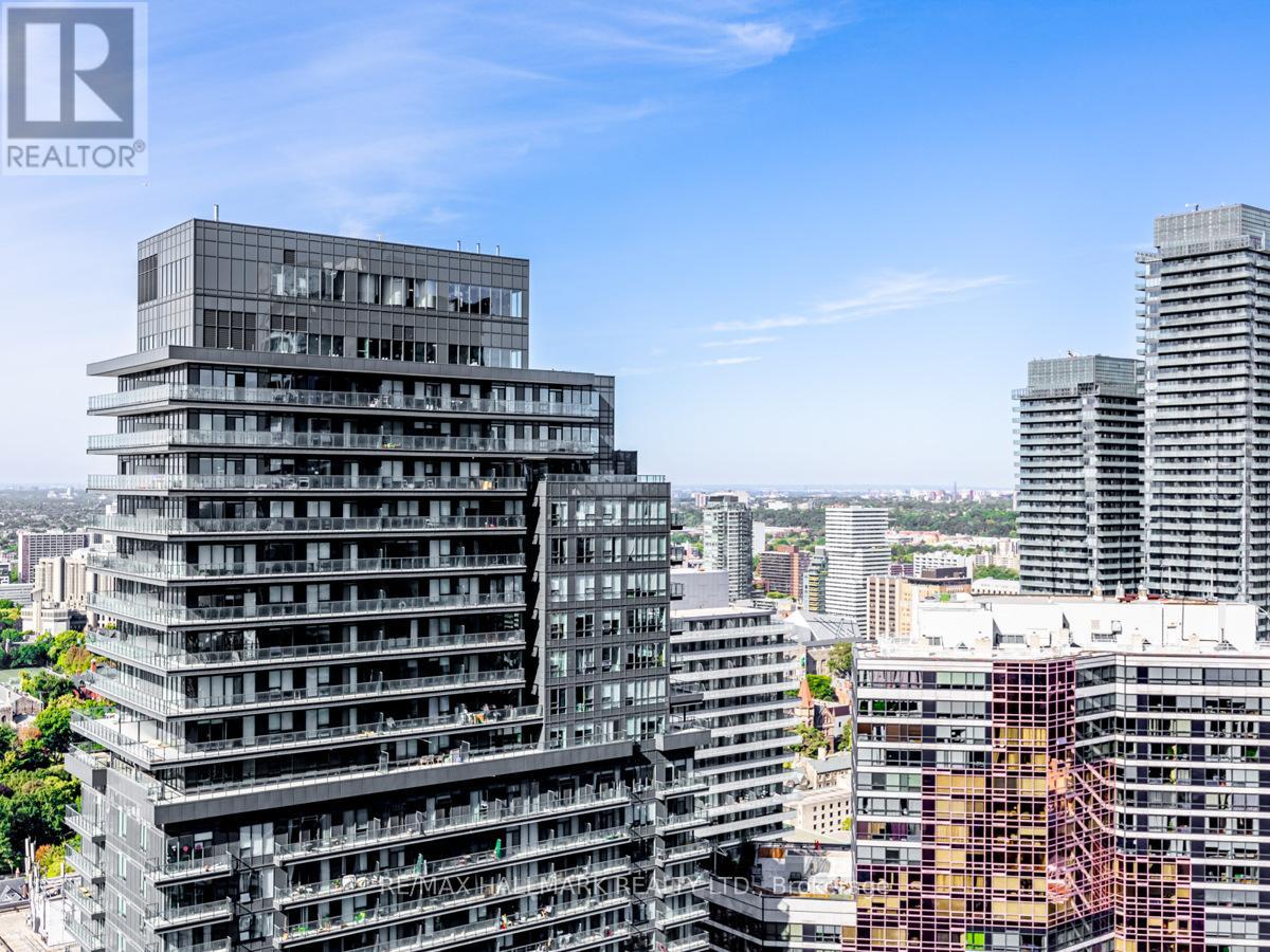 3909 - 11 Wellesley Street W, Toronto, Ontario  M4Y 0G4 - Photo 27 - C12396488