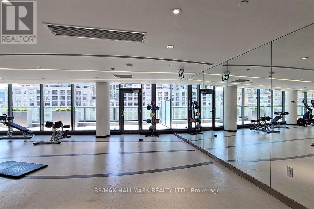 3909 - 11 Wellesley Street W, Toronto, Ontario  M4Y 0G4 - Photo 32 - C12396488