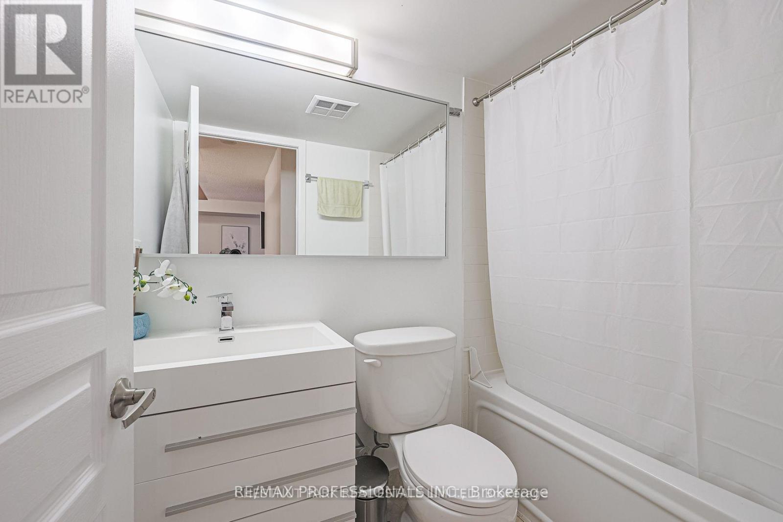 953 - 313 Richmond Street E, Toronto, Ontario  M5A 4S7 - Photo 22 - C12396602