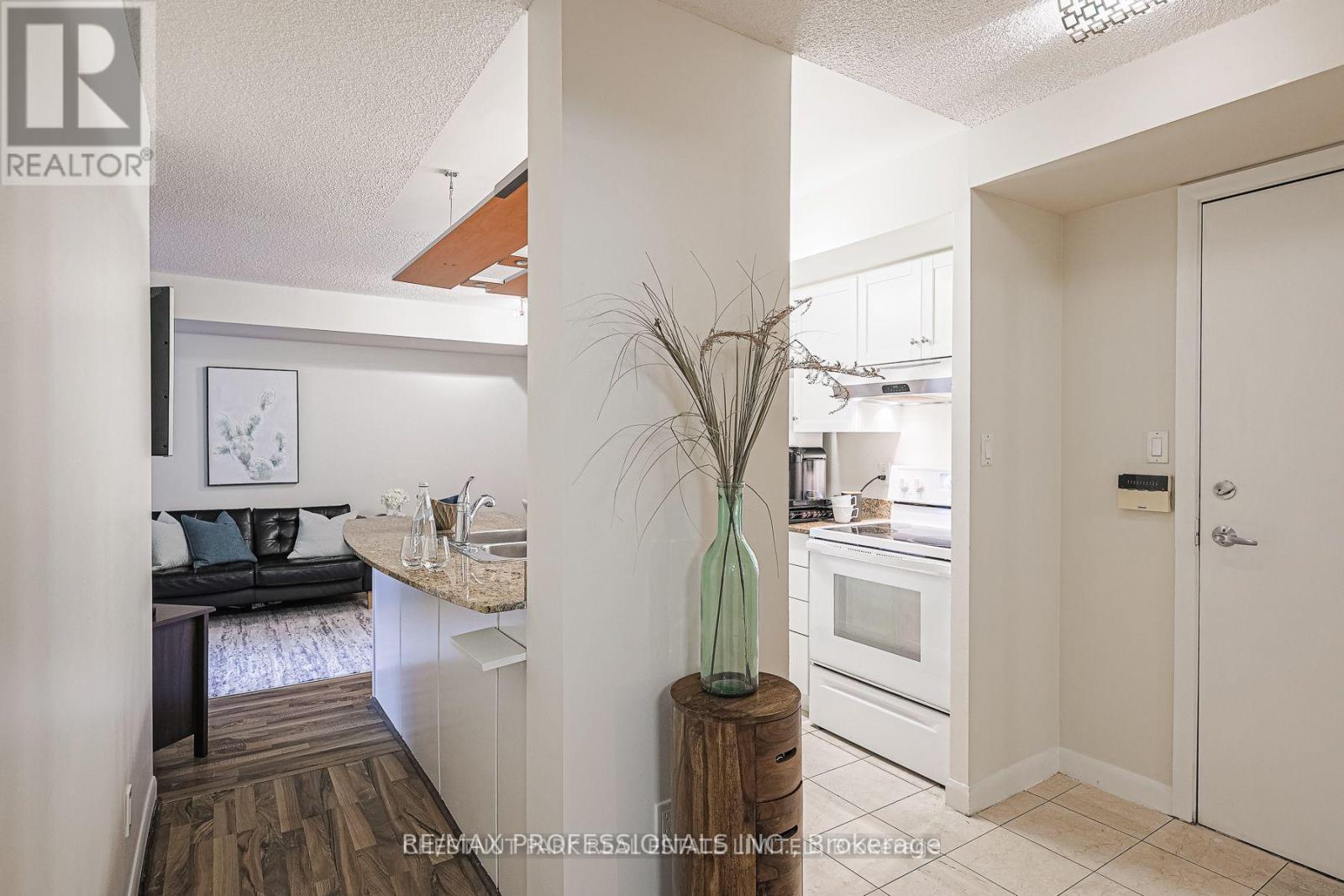 953 - 313 Richmond Street E, Toronto, Ontario  M5A 4S7 - Photo 3 - C12396602