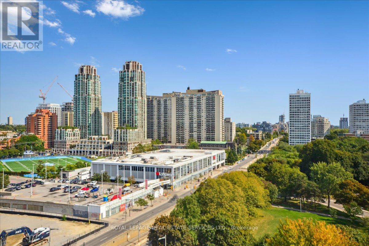 905 - 501 St Clair Avenue W, Toronto, Ontario  M5P 0A2 - Photo 17 - C12396641