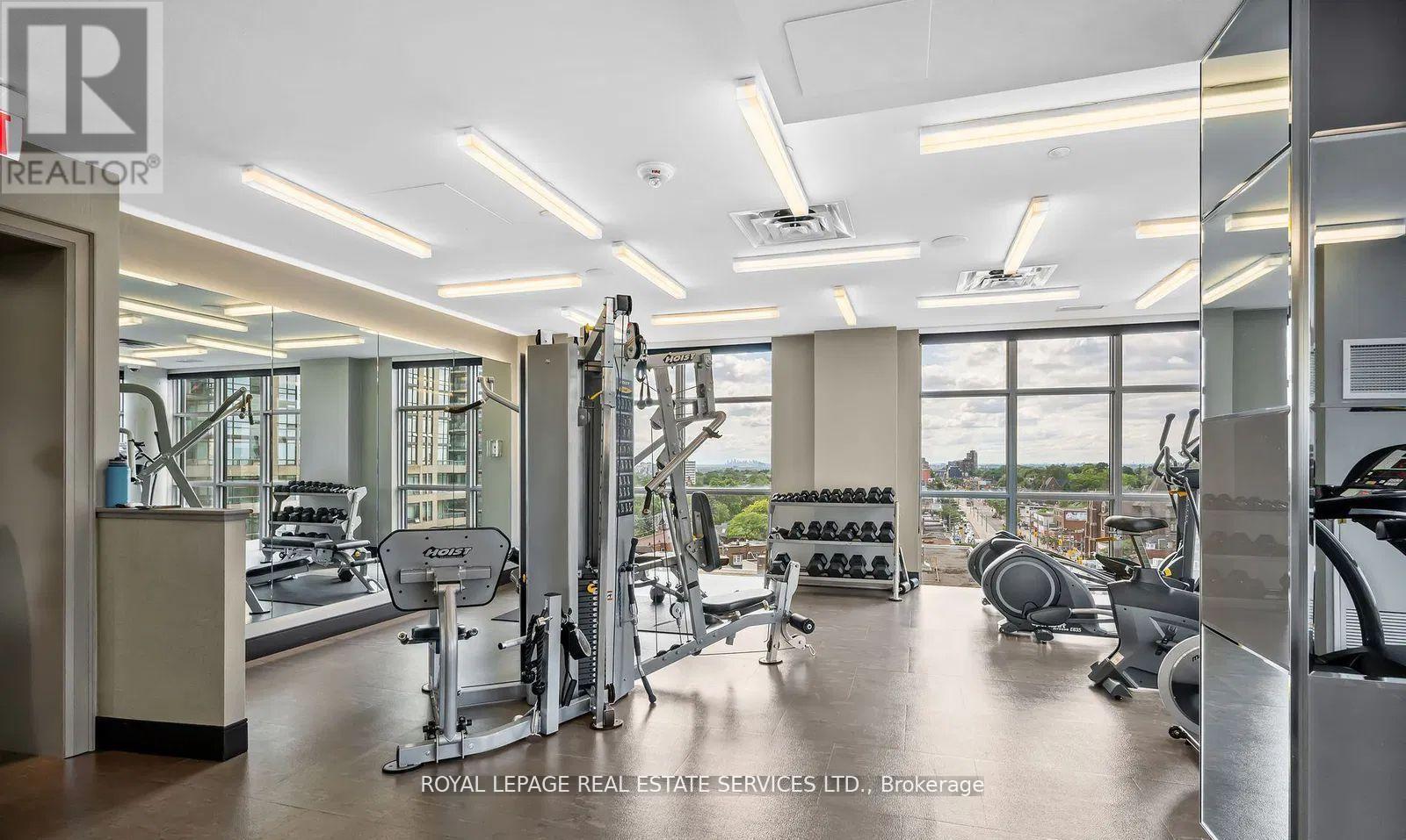 905 - 501 St Clair Avenue W, Toronto, Ontario  M5P 0A2 - Photo 19 - C12396641