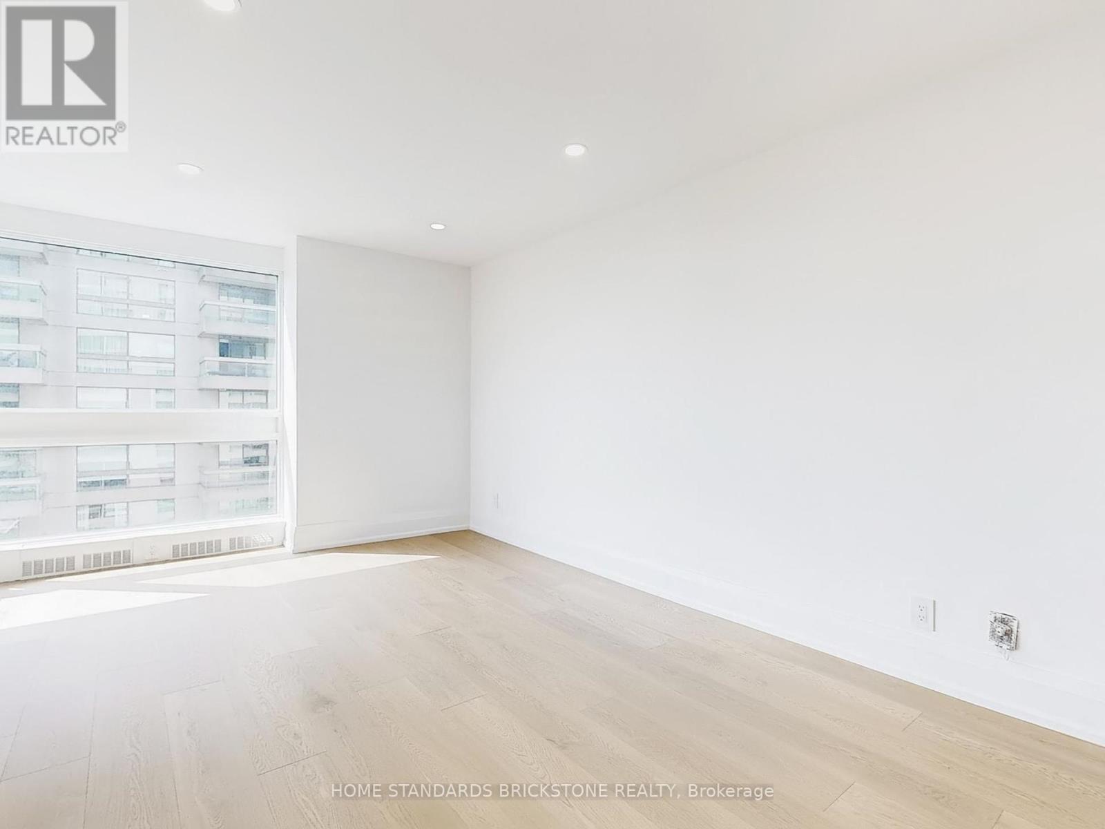 1102 - 61 St Clair Avenue W, Toronto, Ontario  M4V 2Y8 - Photo 34 - C12396654