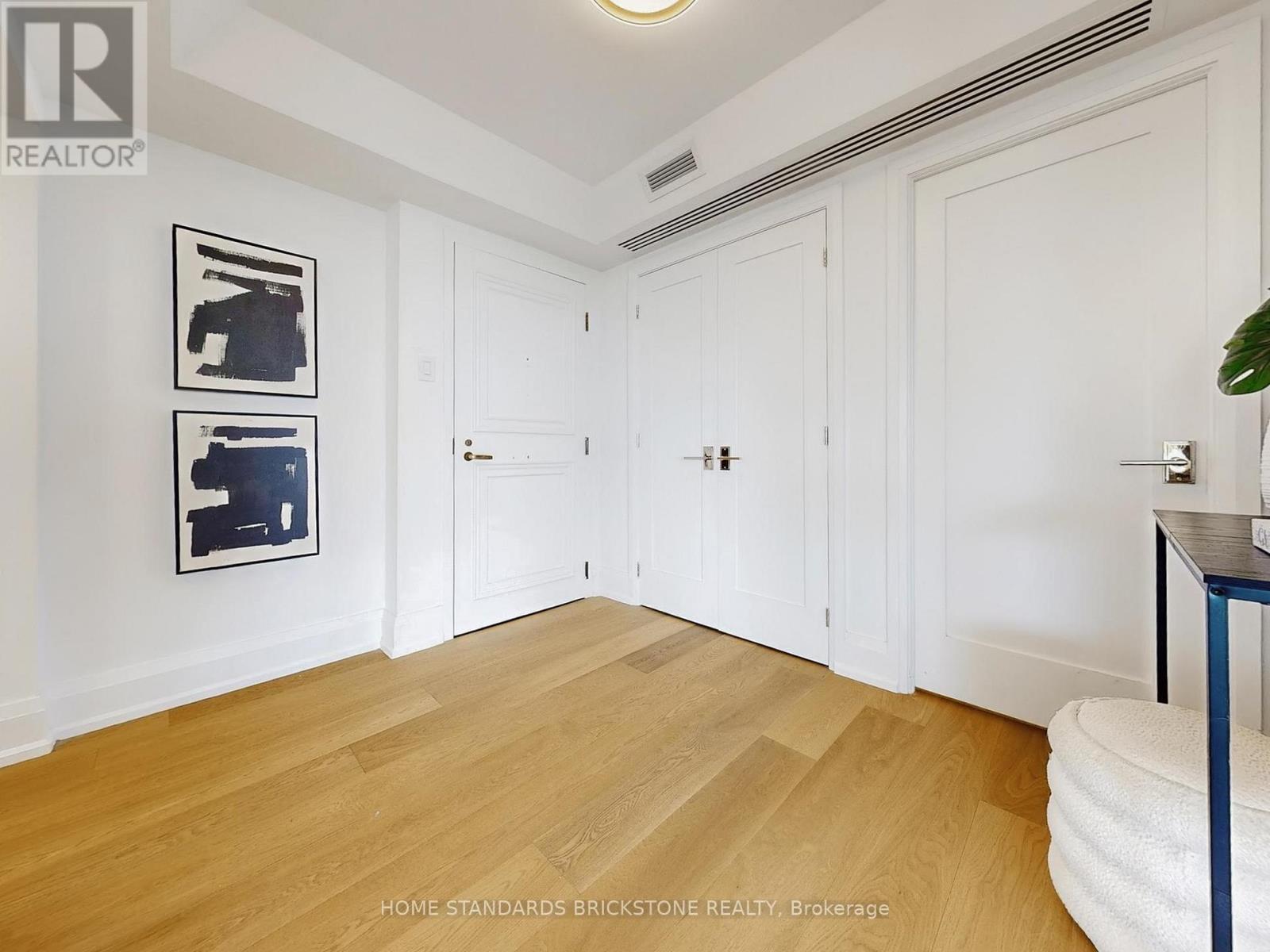1102 - 61 St Clair Avenue W, Toronto, Ontario  M4V 2Y8 - Photo 42 - C12396654