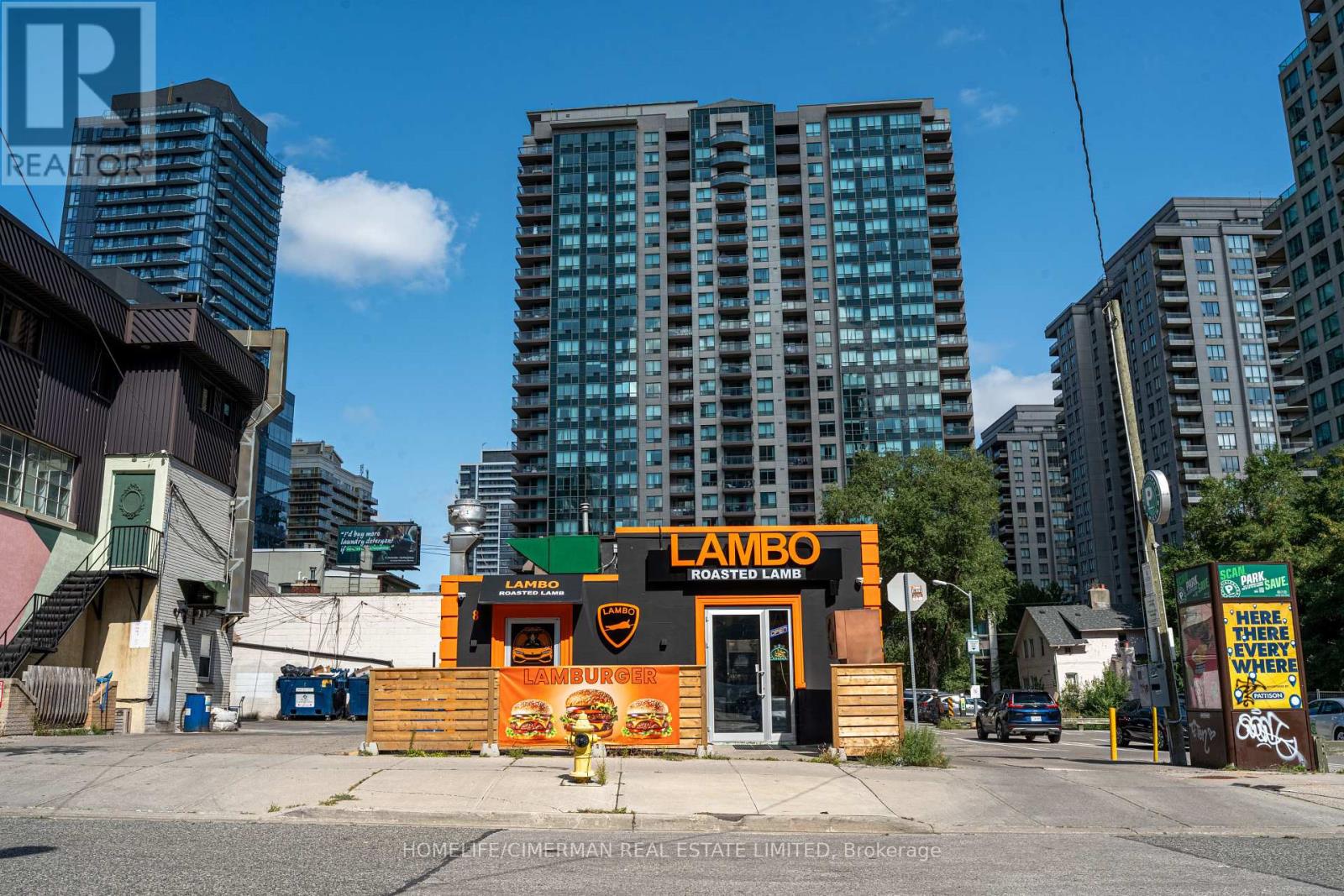 8 Kingsdale Avenue, Toronto (Willowdale East), Ontario  M2N 3W1 - Photo 2 - C12396655