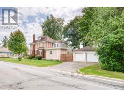 18 VICTORIA STREET, Perth, Ontario