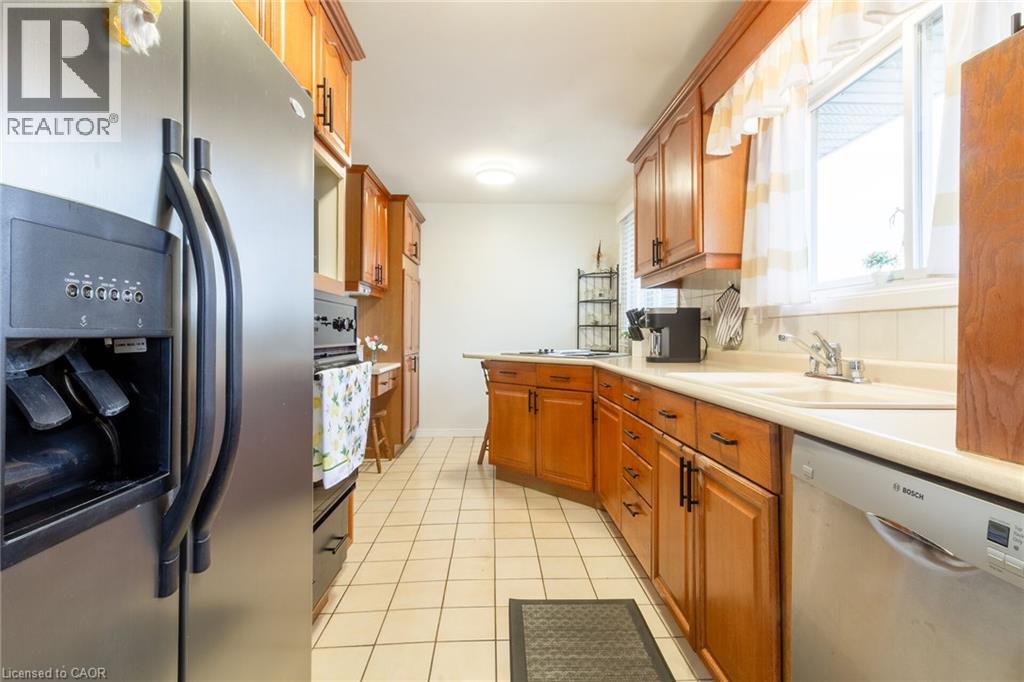 700 Woodview Road, Burlington, Ontario  L7N 3A5 - Photo 8 - 40768692