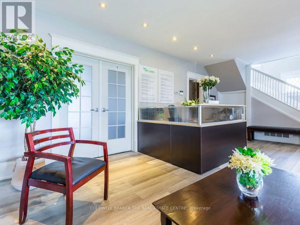 Main - Rm 3 - 2174 Major Mackenzie Drive W, Vaughan, Ontario  L6A 3Y8 - Photo 6 - N12396503