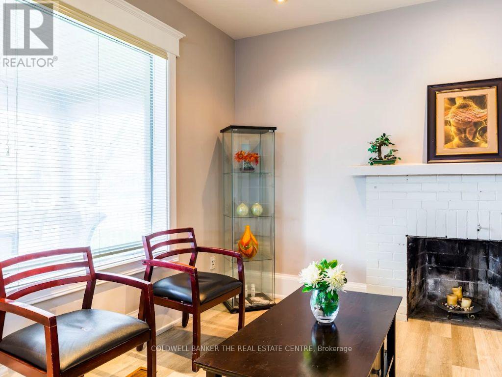 Main - Rm 3 - 2174 Major Mackenzie Drive W, Vaughan, Ontario  L6A 3Y8 - Photo 7 - N12396503