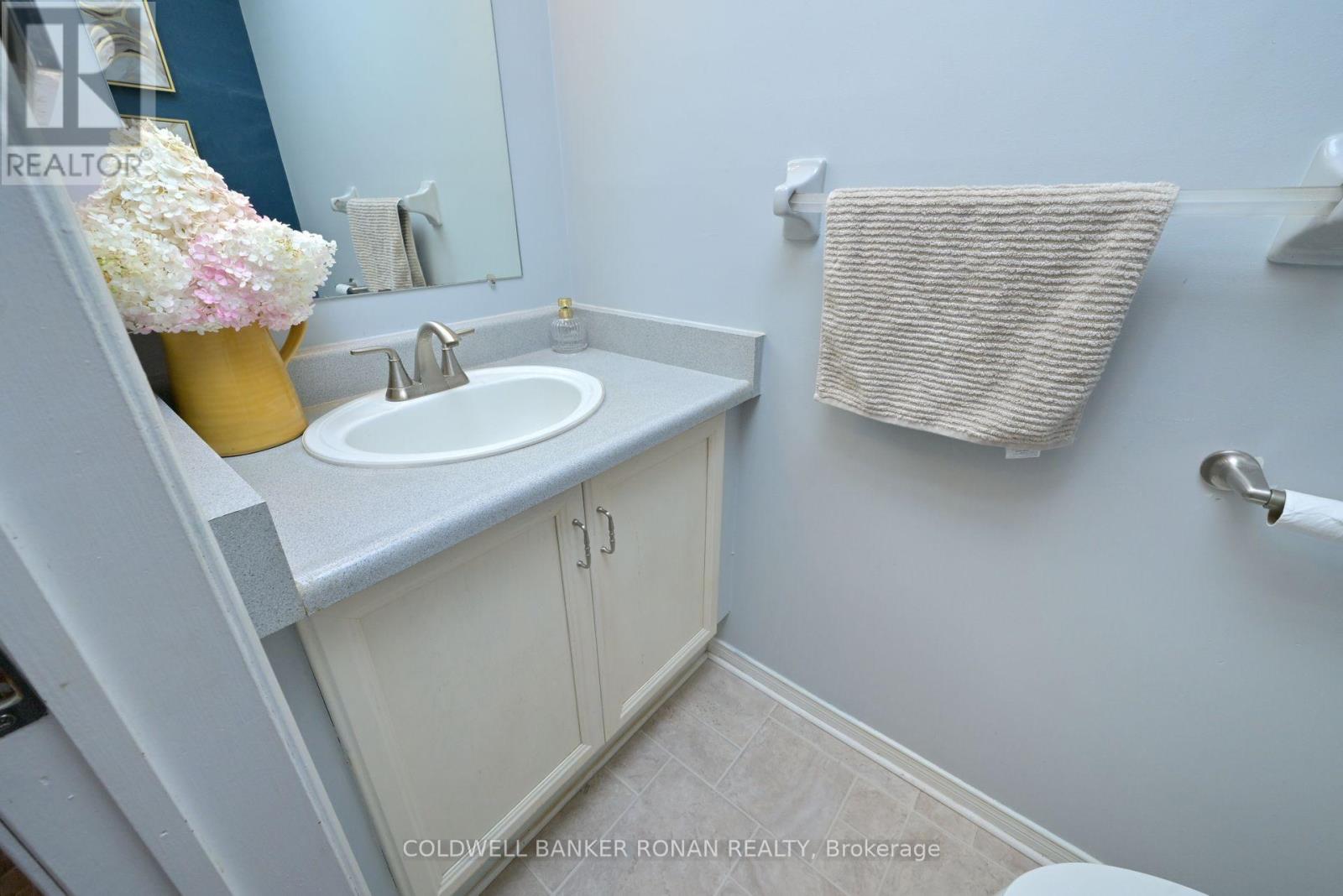 146 Heydon Avenue, New Tecumseth, Ontario  L9R 1P1 - Photo 12 - N12396514