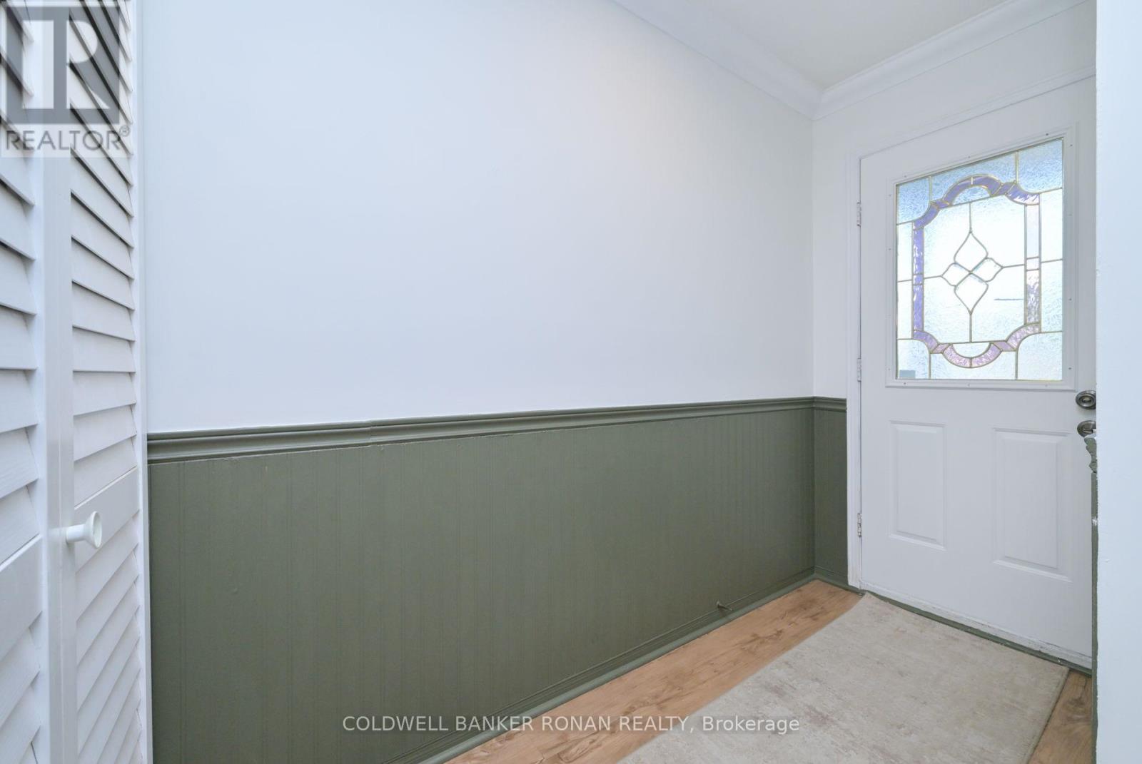 146 Heydon Avenue, New Tecumseth, Ontario  L9R 1P1 - Photo 3 - N12396514