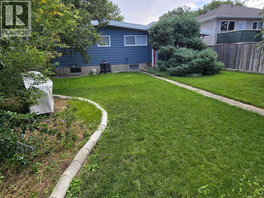 Property at 412 12A Street N image 3