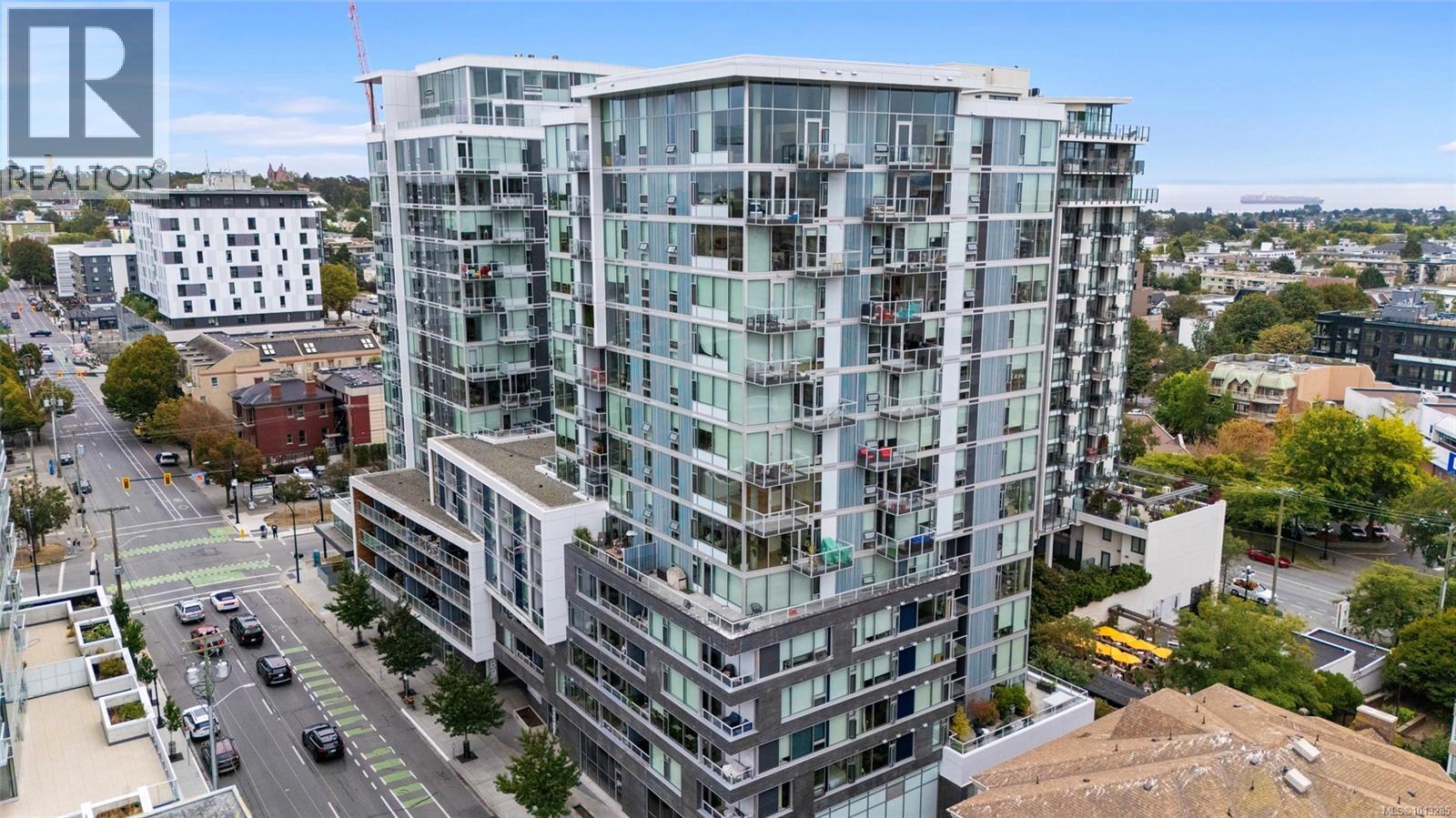 1203 989 Johnson St, Victoria, British Columbia