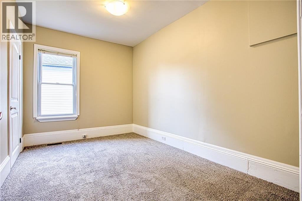 96 York Street, St. Catharines, Ontario  L2R 6E2 - Photo 12 - 40768024