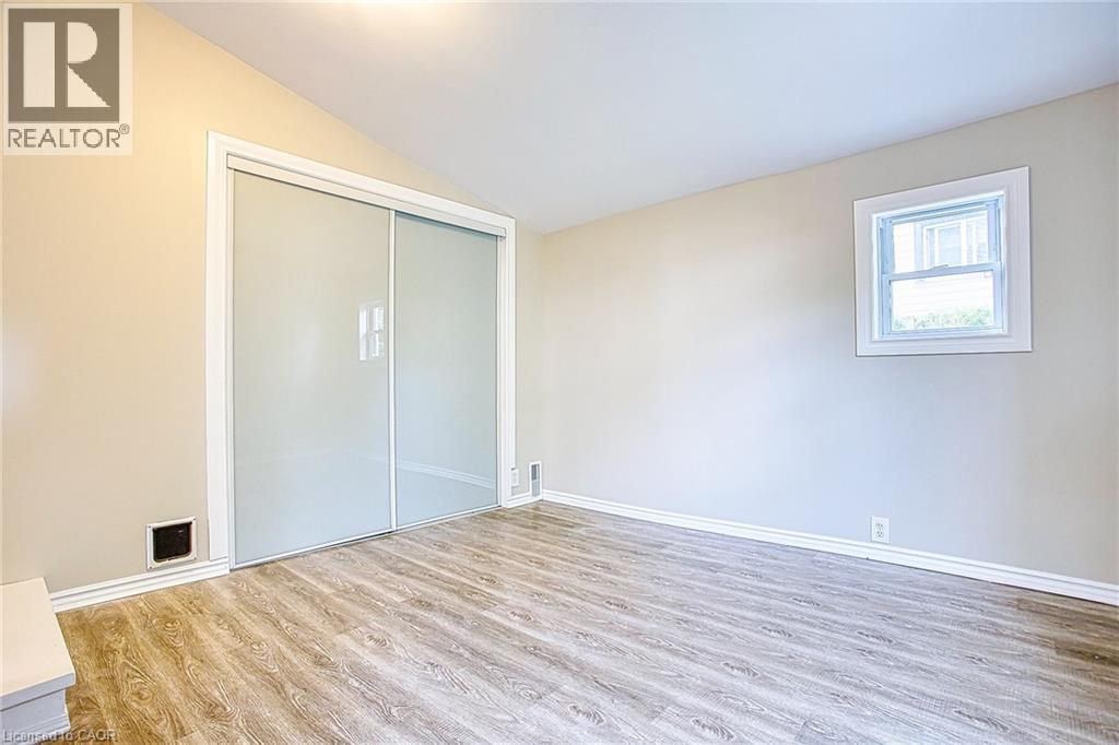 96 York Street, St. Catharines, Ontario  L2R 6E2 - Photo 5 - 40768024