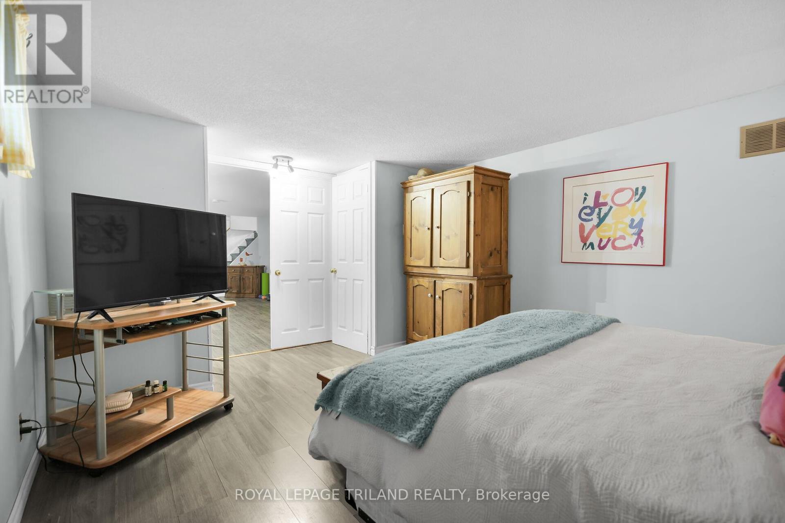 65 Broadway Avenue, London South, Ontario  N6P 1A9 - Photo 24 - X12396676