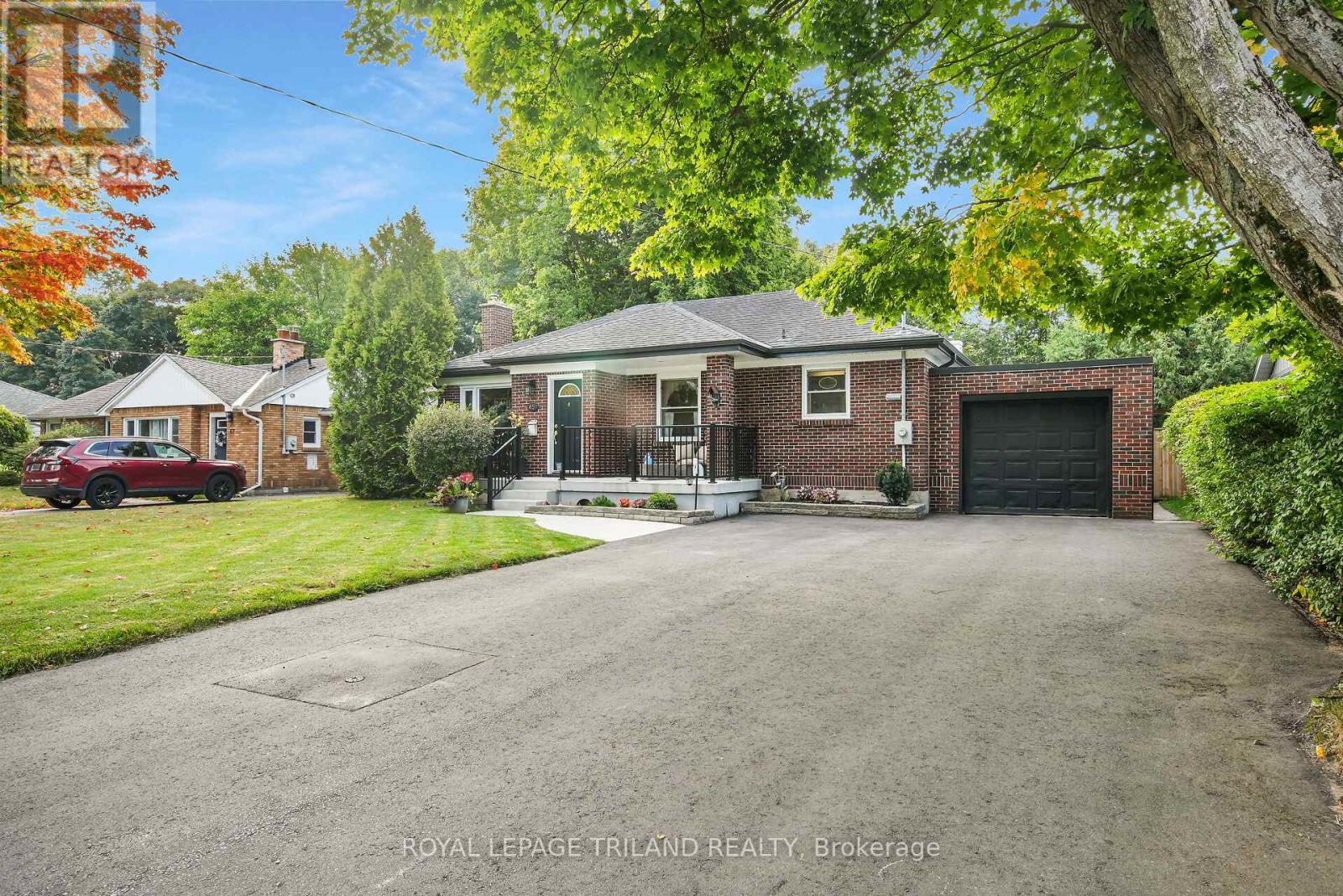 65 Broadway Avenue, London South, Ontario  N6P 1A9 - Photo 38 - X12396676