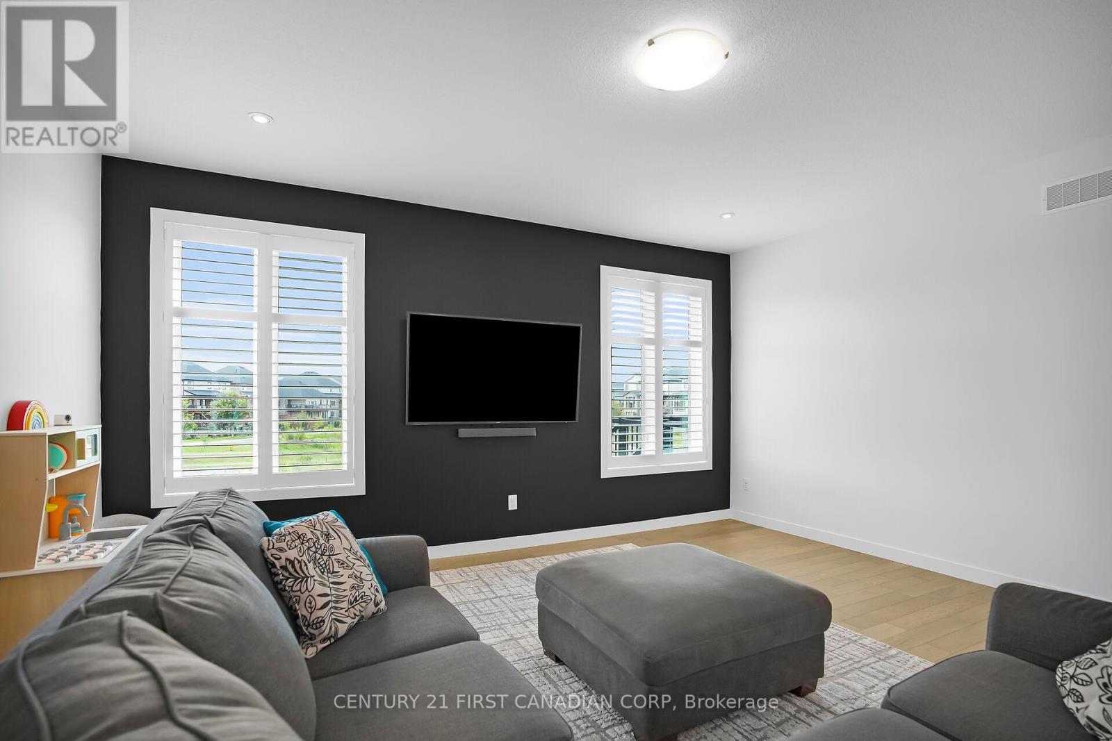 2418 Tokala Trail, London North, Ontario  N6G 0V6 - Photo 10 - X12396701