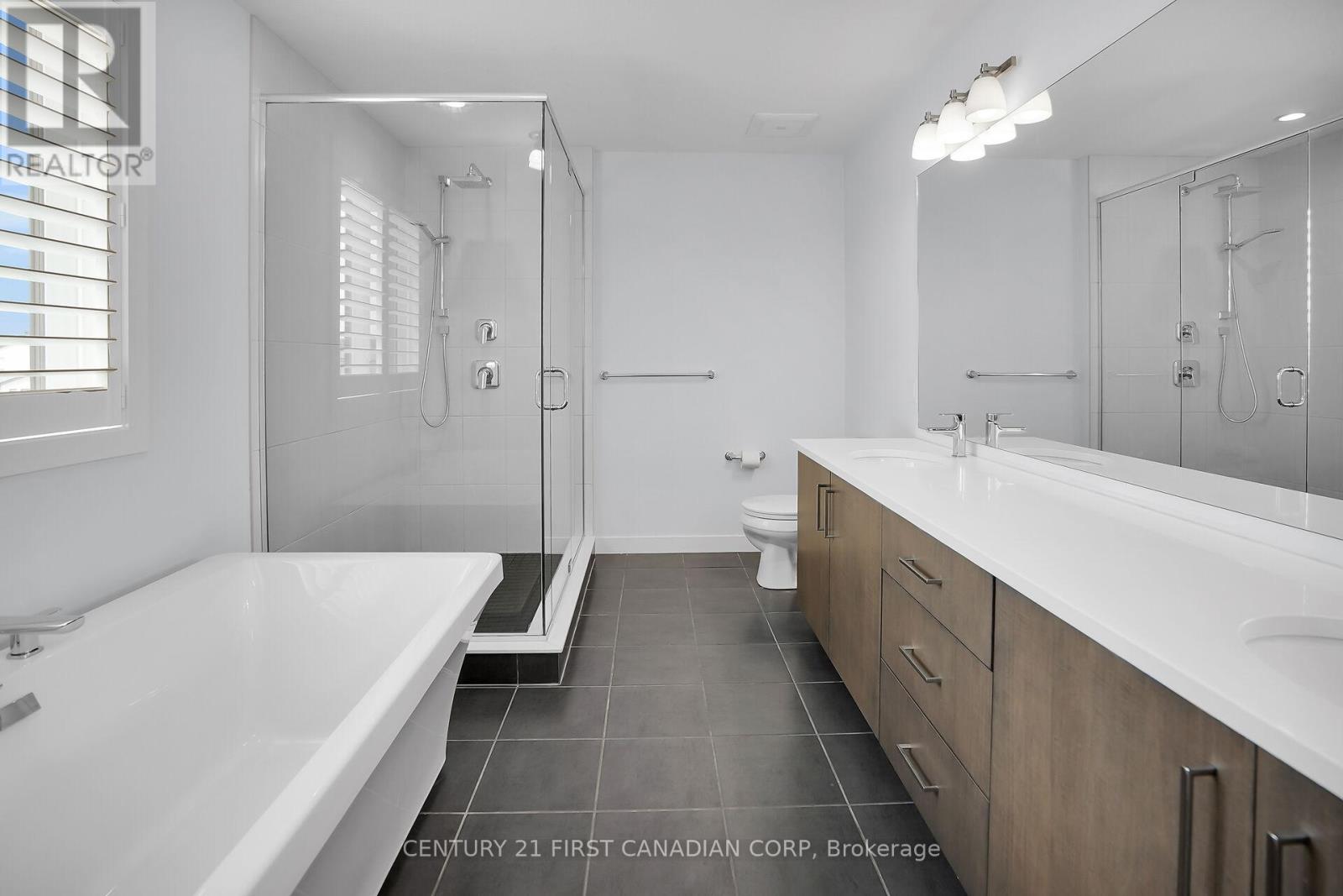 2418 Tokala Trail, London North, Ontario  N6G 0V6 - Photo 25 - X12396701