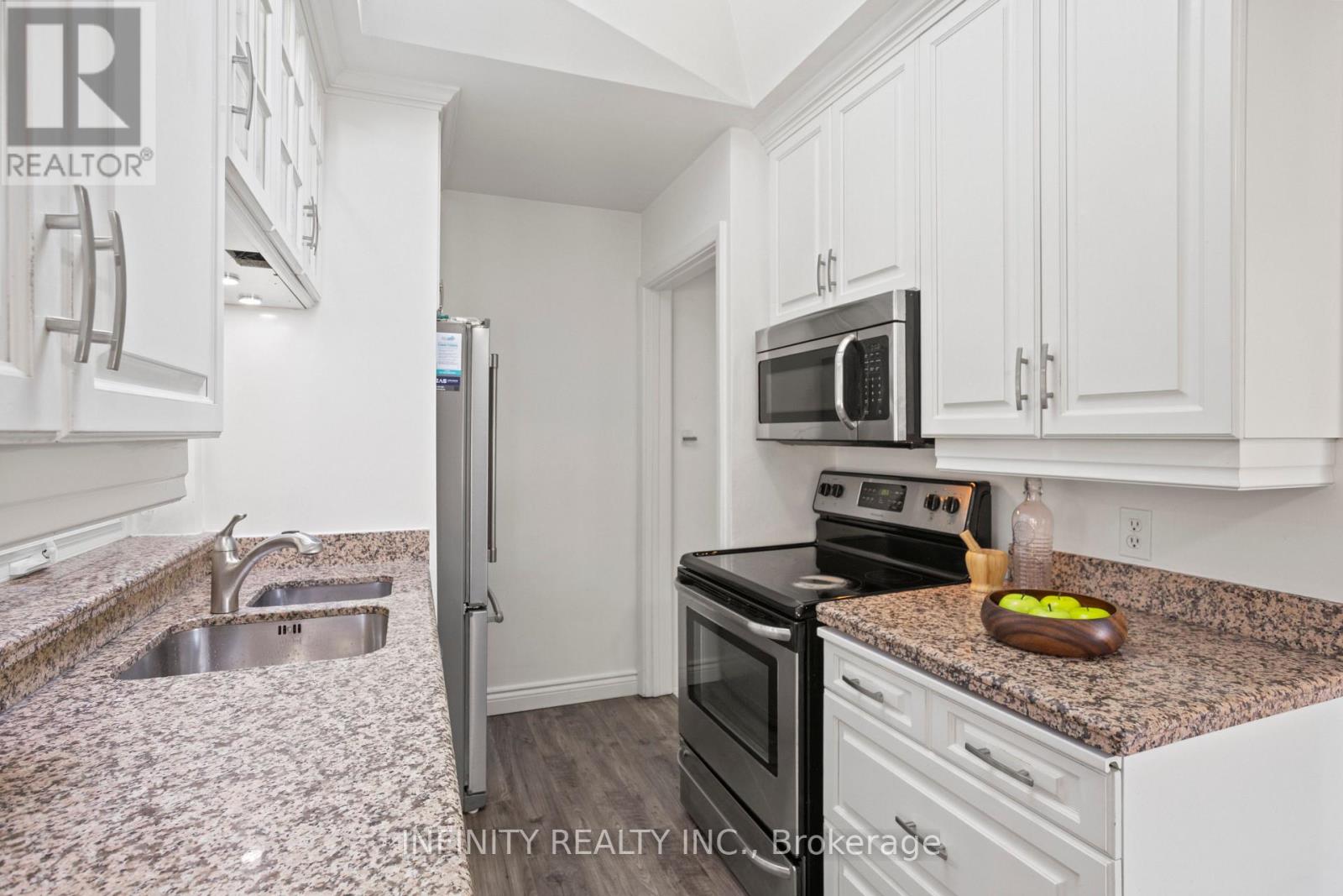 776 Oxford Street W, London North, Ontario  N6H 1V2 - Photo 10 - X12396747