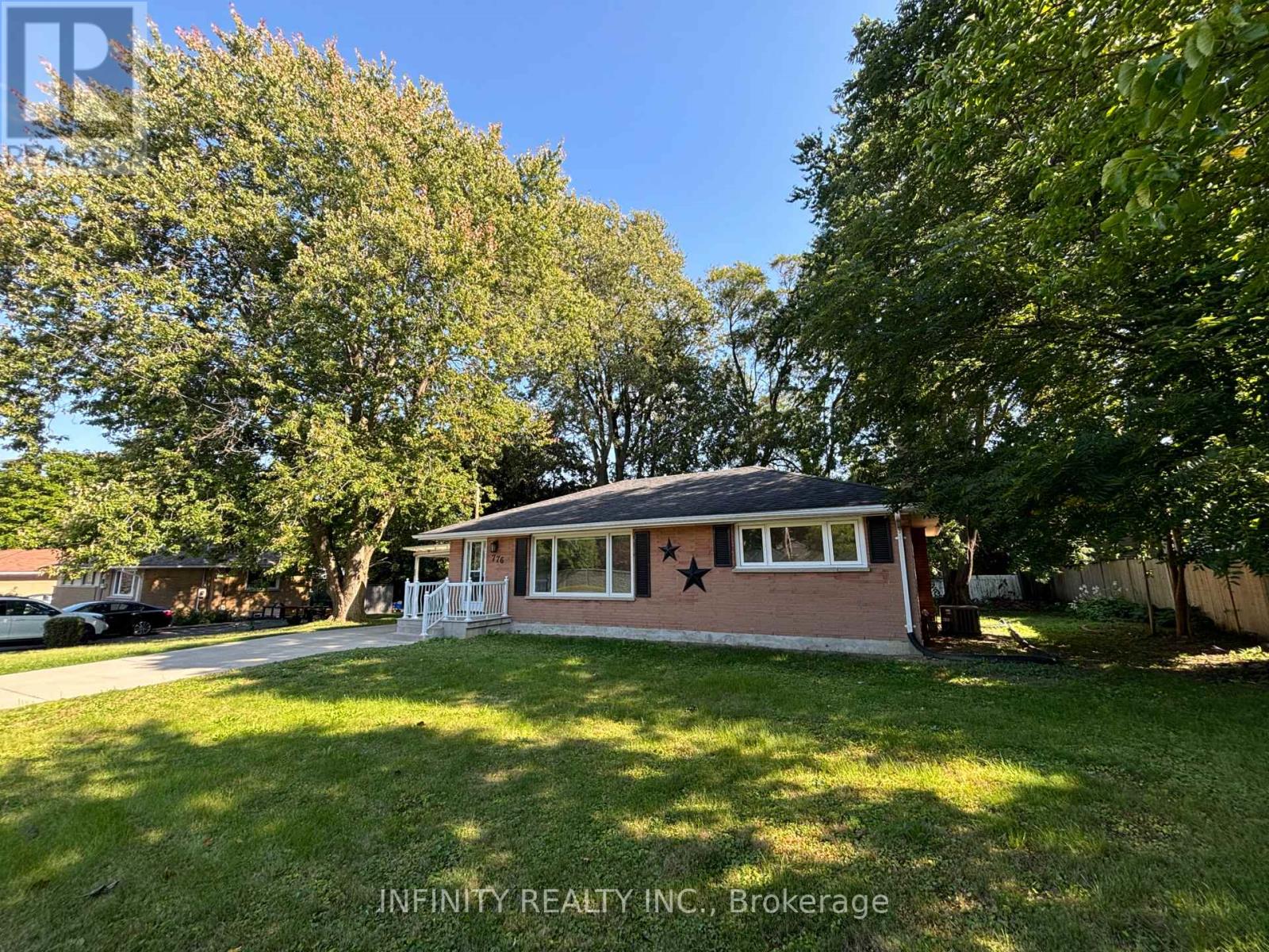 776 Oxford Street W, London North, Ontario  N6H 1V2 - Photo 2 - X12396747