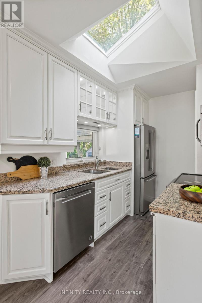 776 Oxford Street W, London North, Ontario  N6H 1V2 - Photo 9 - X12396747