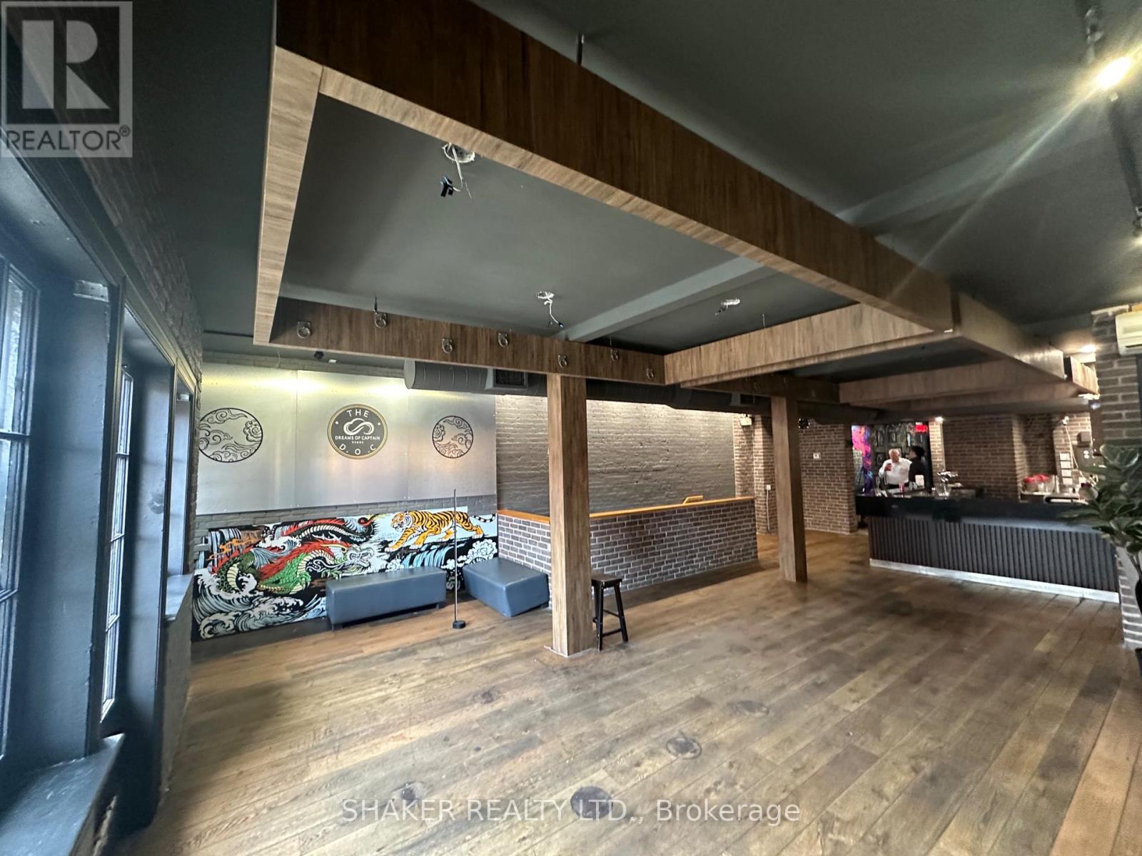 354 Elgin Street, Ottawa, Ontario  K2P 1M8 - Photo 12 - X12396724