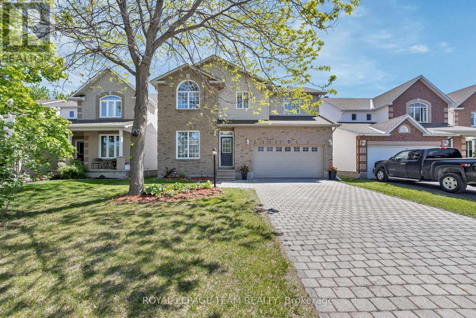 5 SUNDEW COURT W, Ottawa, Ontario