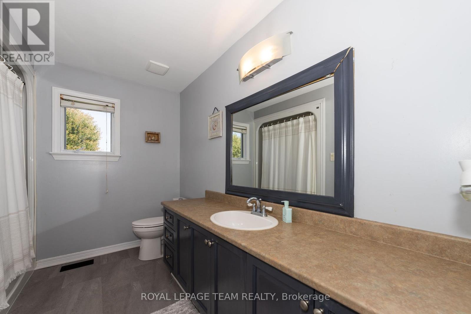5 Sundew Court W, Ottawa, Ontario  K2S 1Z5 - Photo 24 - X12396745