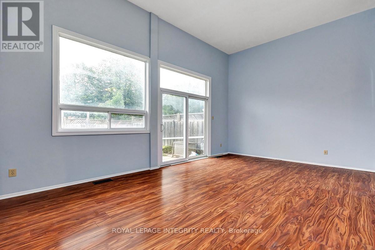 49 - 2669 Southvale Crescent, Ottawa, Ontario  K1B 4V2 - Photo 4 - X12396756