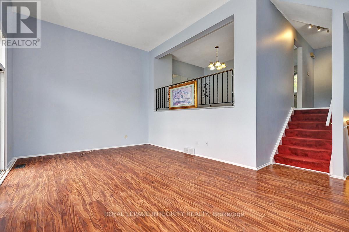 49 - 2669 Southvale Crescent, Ottawa, Ontario  K1B 4V2 - Photo 5 - X12396756