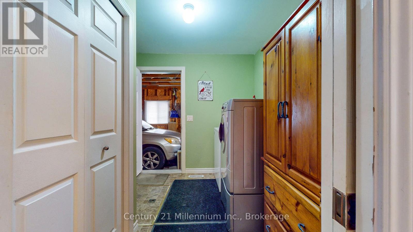 11 Virginia Avenue, Wasaga Beach, Ontario  L9Z 3A8 - Photo 13 - S12396689