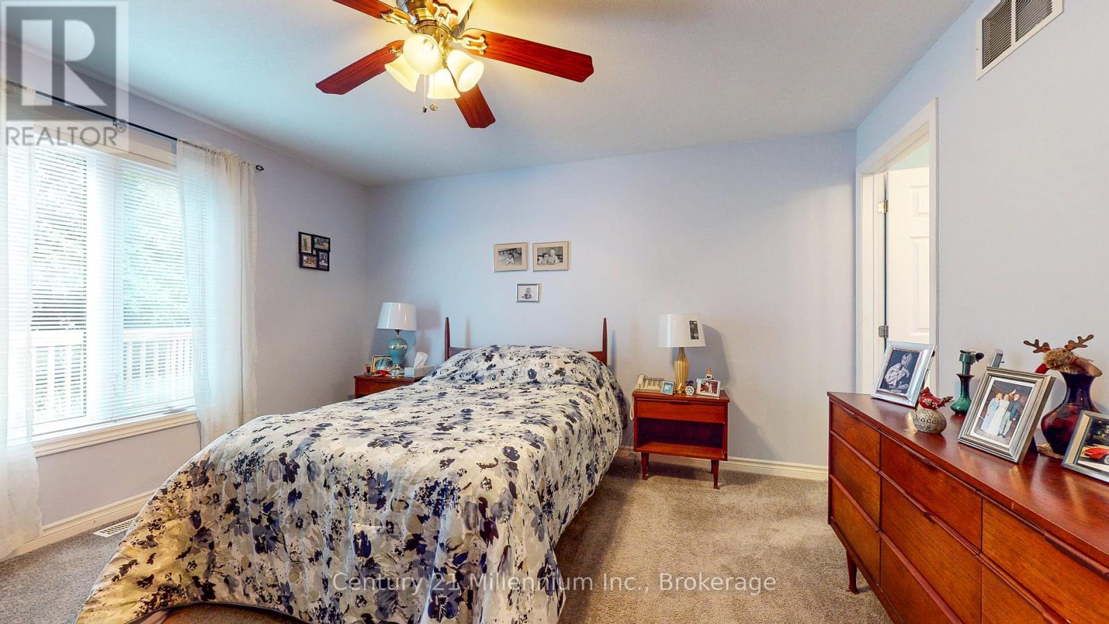 11 Virginia Avenue, Wasaga Beach, Ontario  L9Z 3A8 - Photo 19 - S12396689