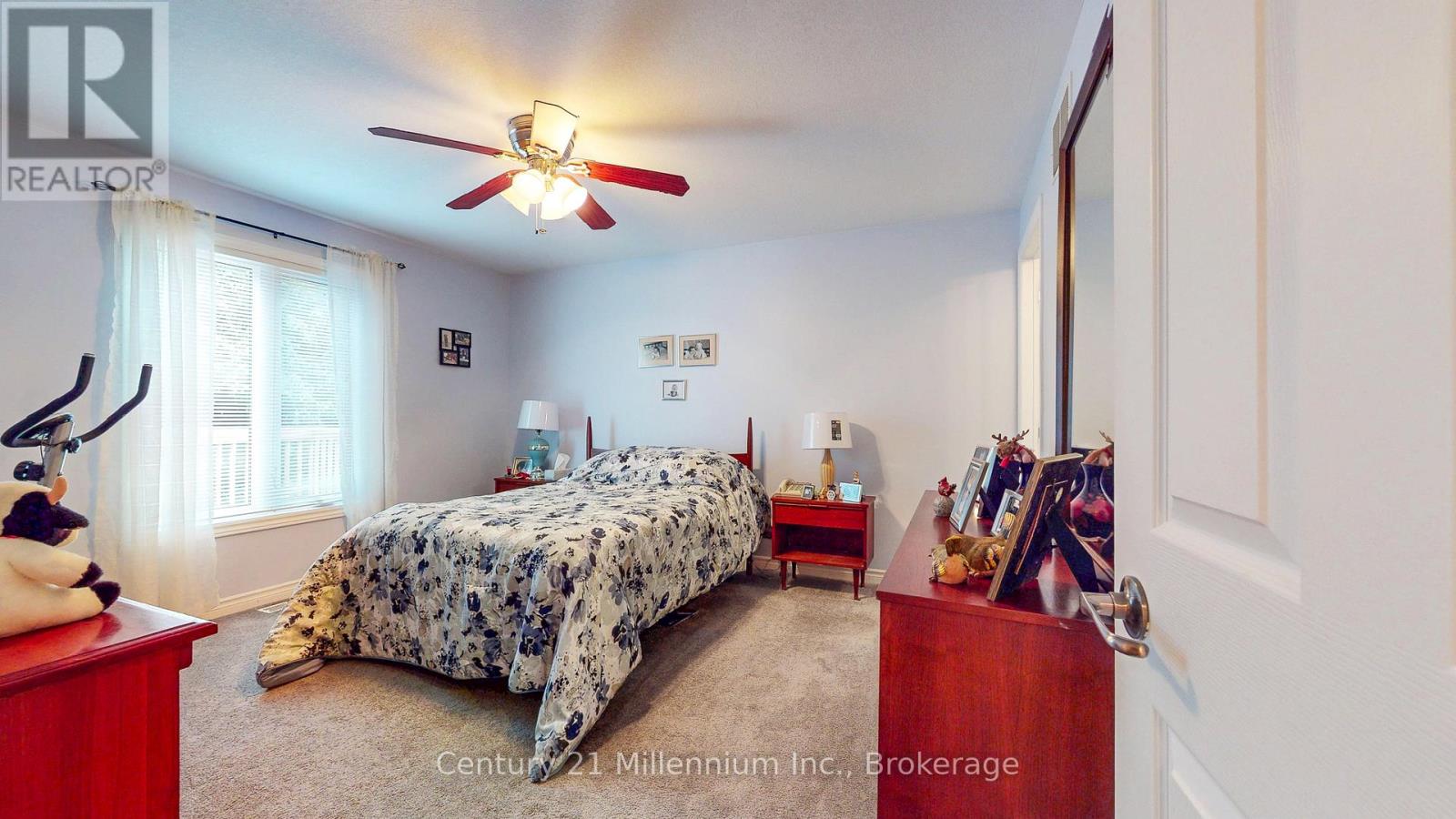 11 Virginia Avenue, Wasaga Beach, Ontario  L9Z 3A8 - Photo 24 - S12396689