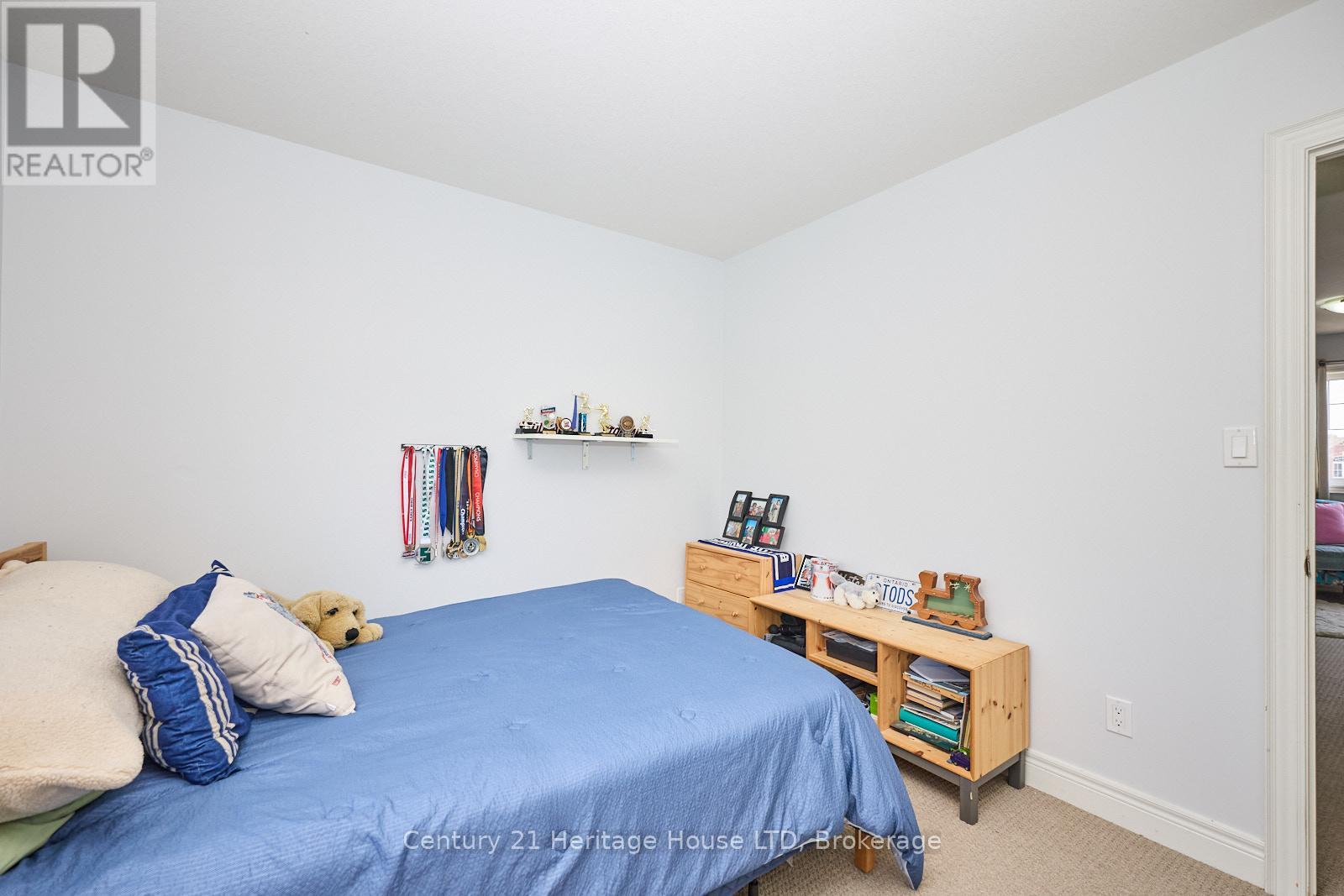 710 Brian Street, Fort Erie, Ontario  L2A 6W2 - Photo 15 - X12396740