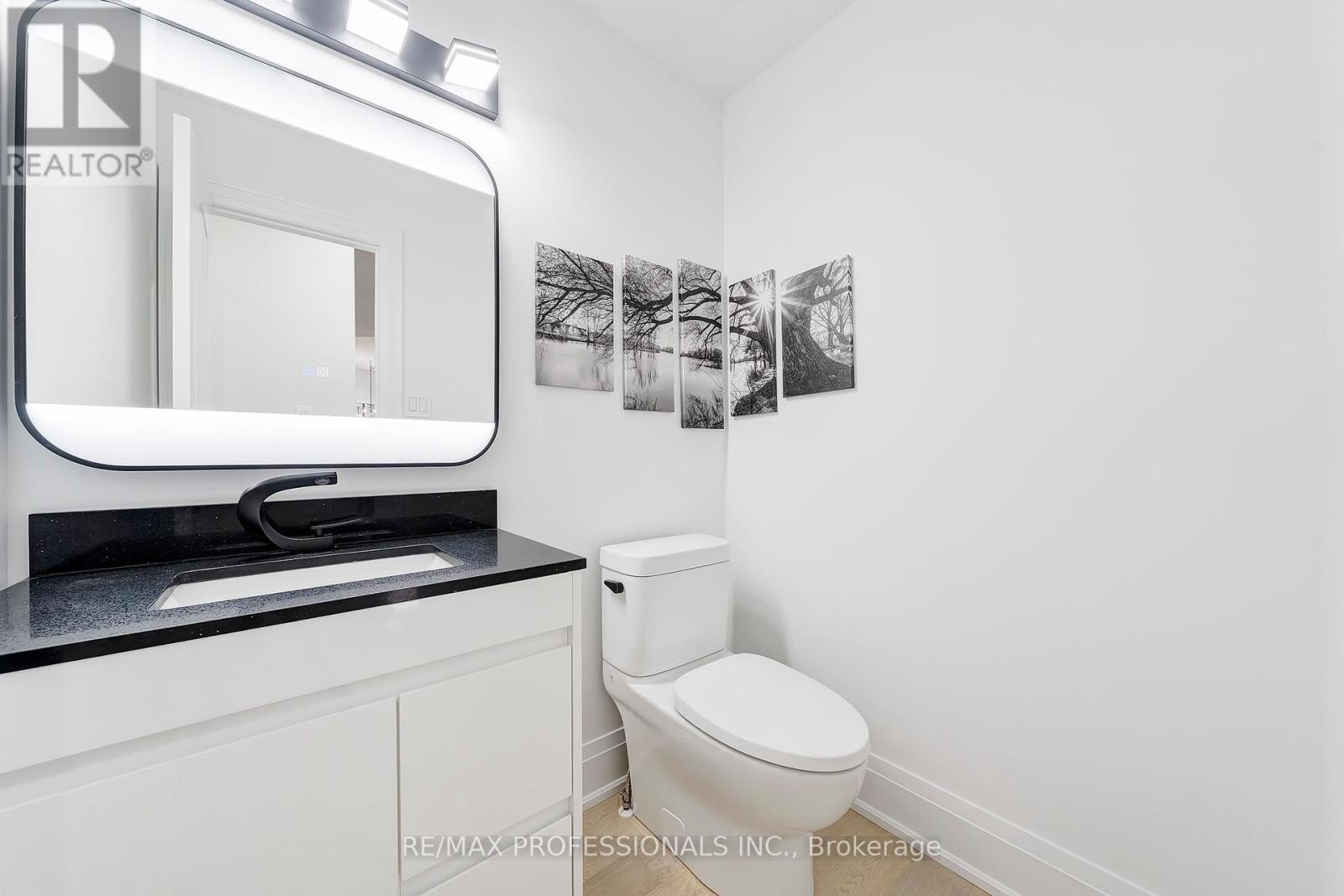 67 Chaplin Crescent, Halton Hills, Ontario  L7G 5V6 - Photo 14 - W12396479