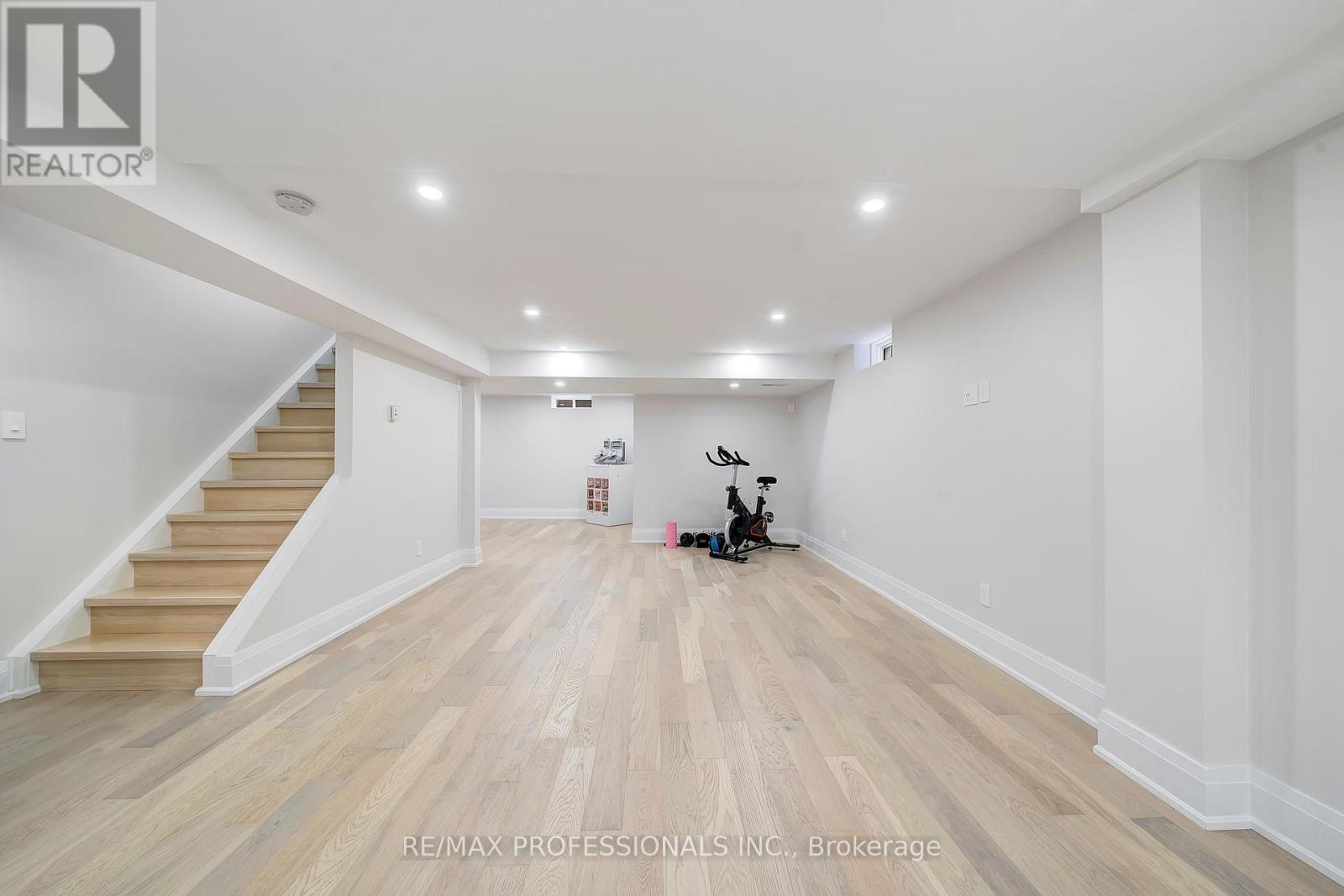67 Chaplin Crescent, Halton Hills, Ontario  L7G 5V6 - Photo 33 - W12396479
