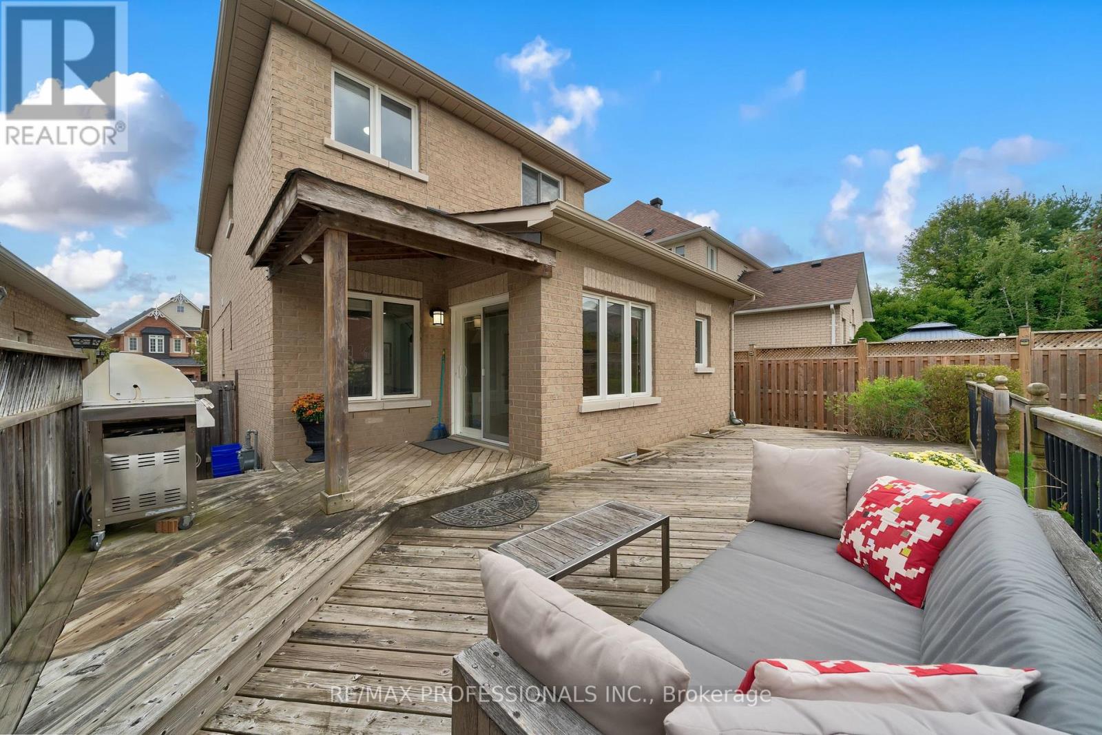 67 Chaplin Crescent, Halton Hills, Ontario  L7G 5V6 - Photo 38 - W12396479