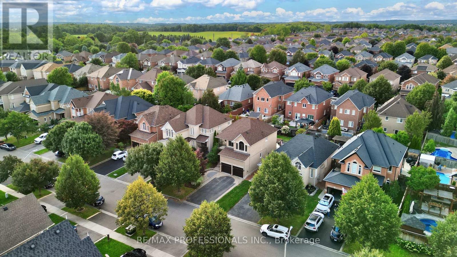 67 Chaplin Crescent, Halton Hills, Ontario  L7G 5V6 - Photo 46 - W12396479
