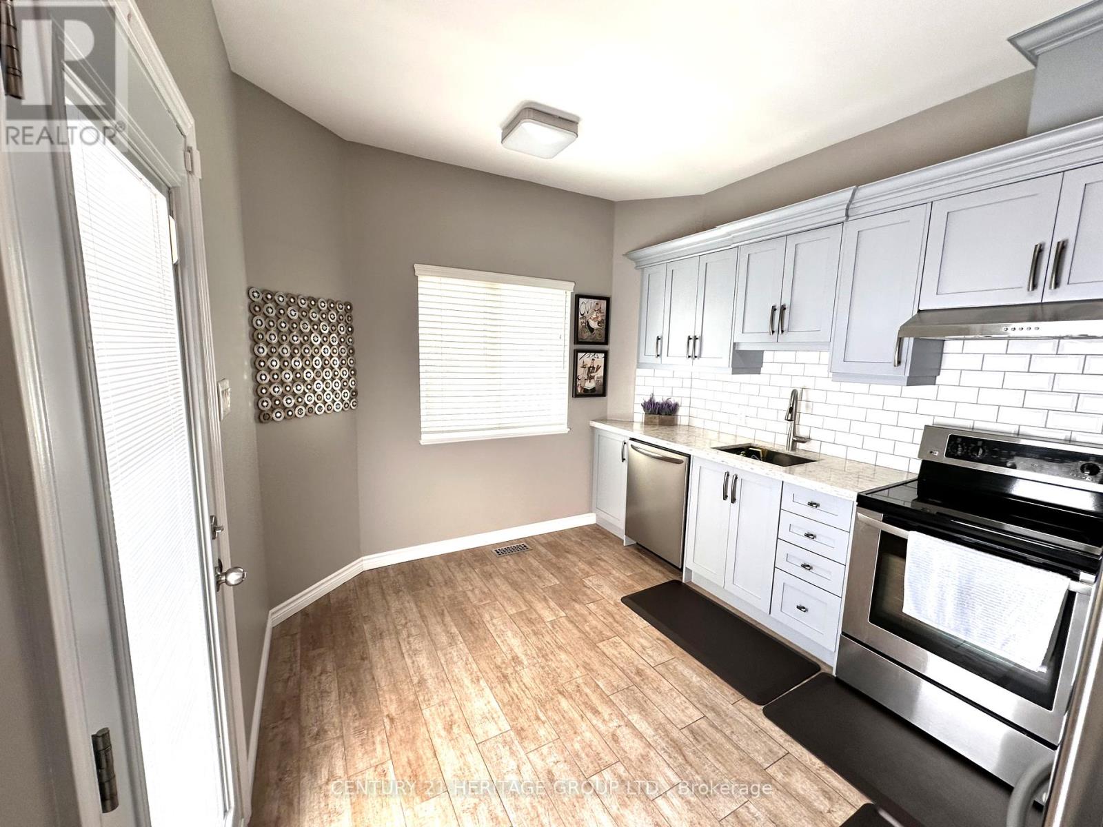 11 - 1 Tower Gate, Brampton, Ontario  L6P 1C3 - Photo 12 - W12396480
