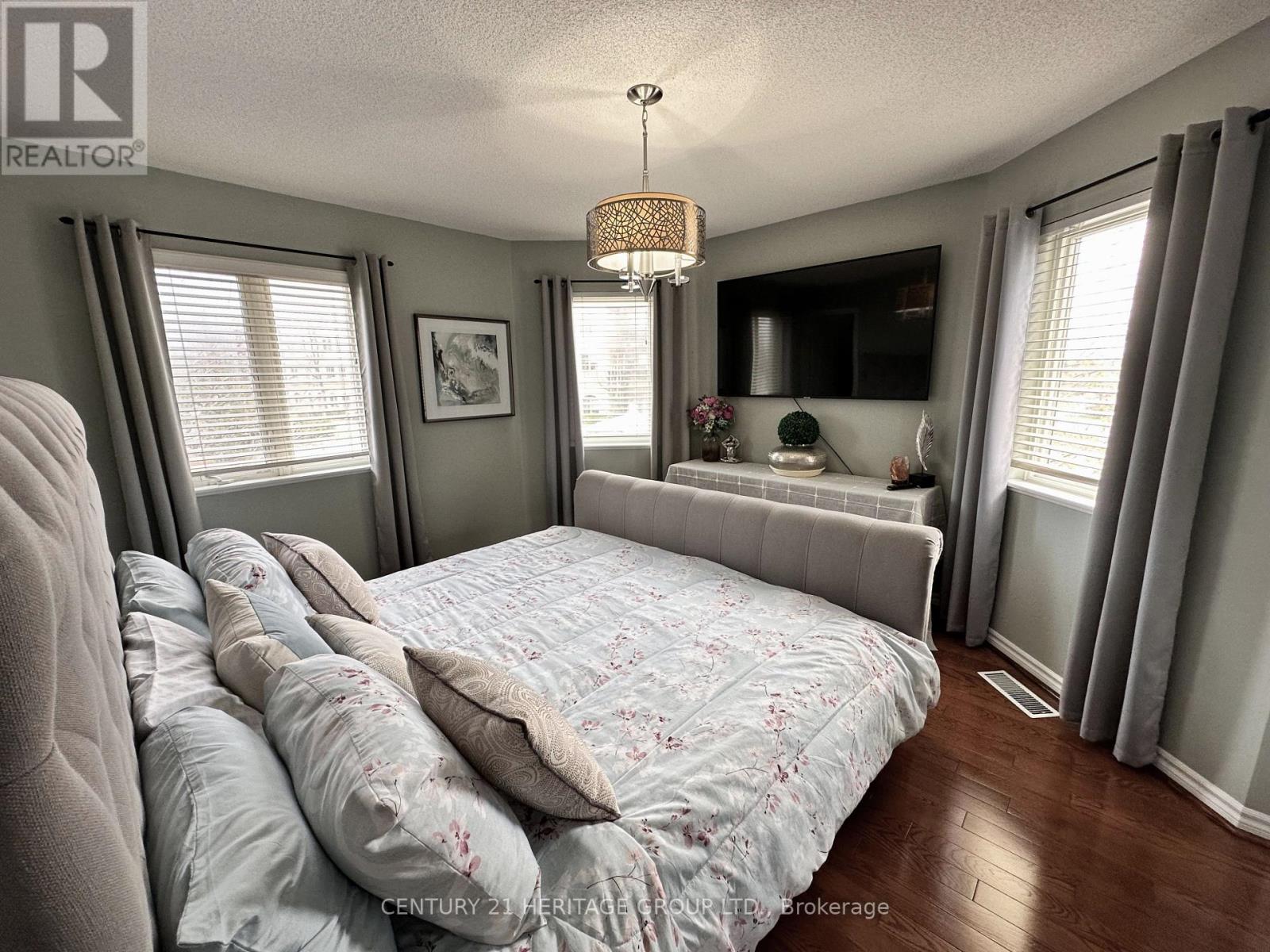 11 - 1 Tower Gate, Brampton, Ontario  L6P 1C3 - Photo 15 - W12396480