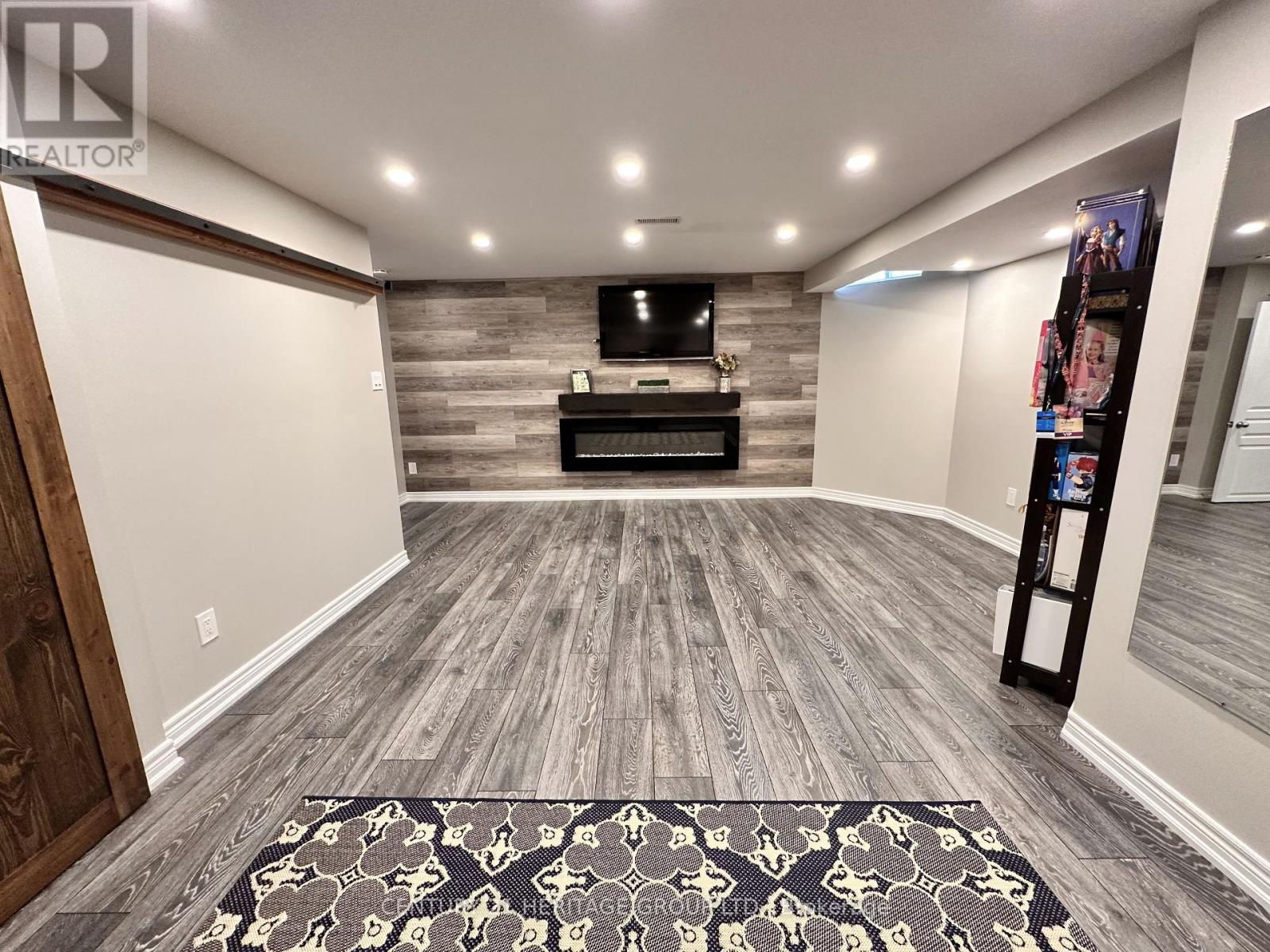 11 - 1 Tower Gate, Brampton, Ontario  L6P 1C3 - Photo 21 - W12396480